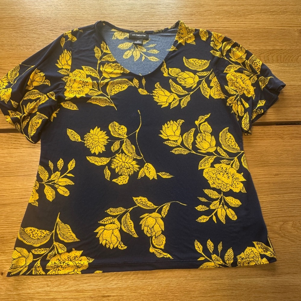 Liz Claiborne Career Navy Blue Yellow Floral V-Neck Short Flutter Sleeve Top M